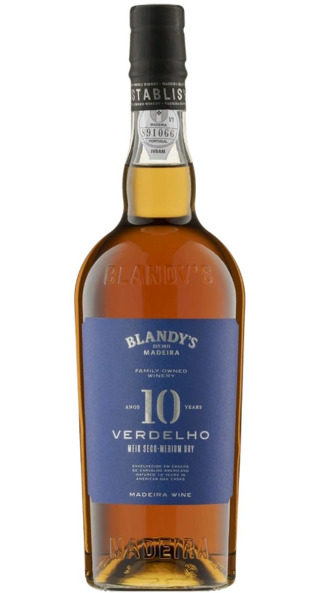 Blandy's Madeira Verdelho 10 YO i cygara o średniej mocy