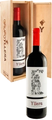 Butelka czerwonego wina Yllera w drewnianej skrzynce